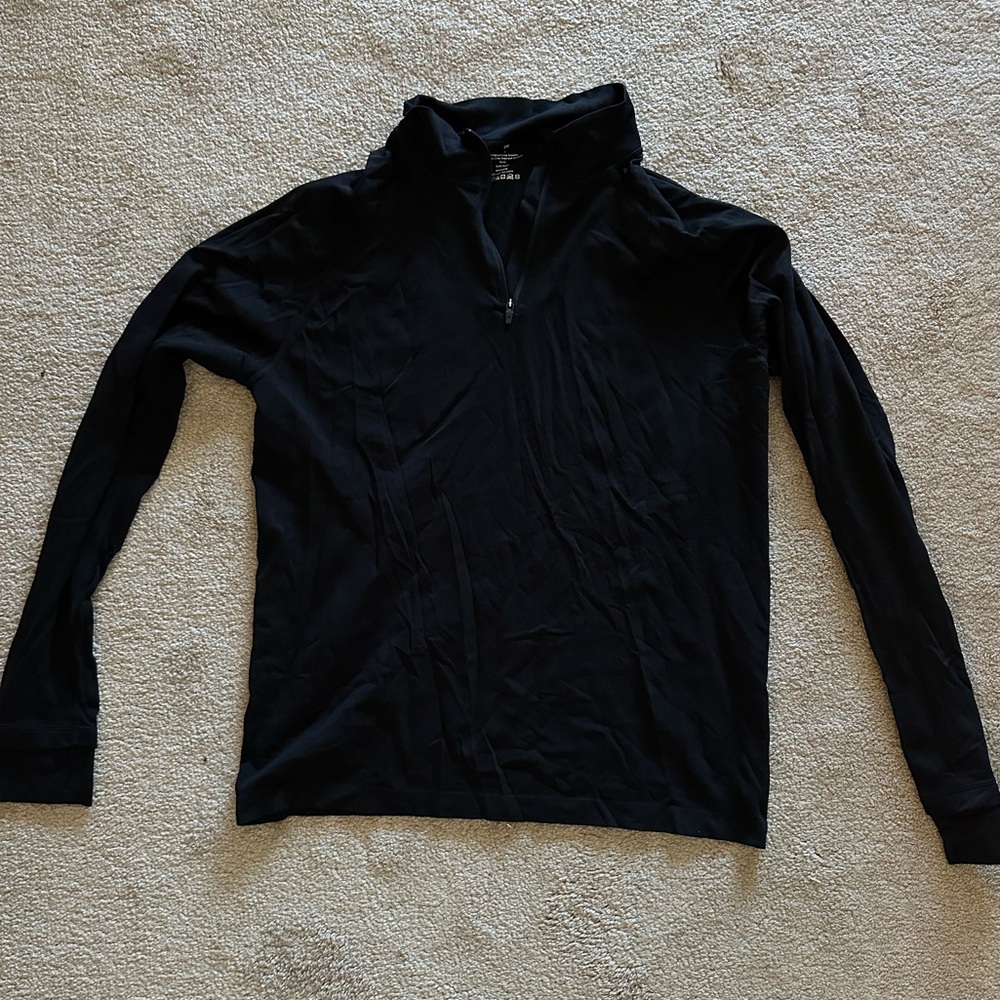 Black Fabletics men’s quarter zip